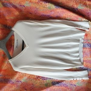 ZARA  white sweater  XL.